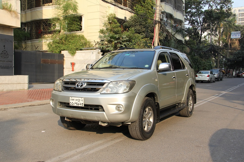 Toyota Fortuner 2006