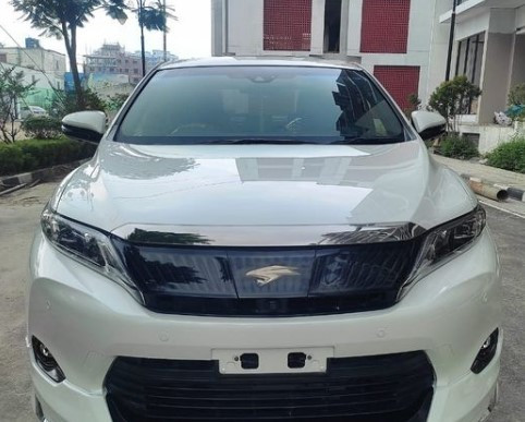 Toyota Harrier advance premium JBL 2016