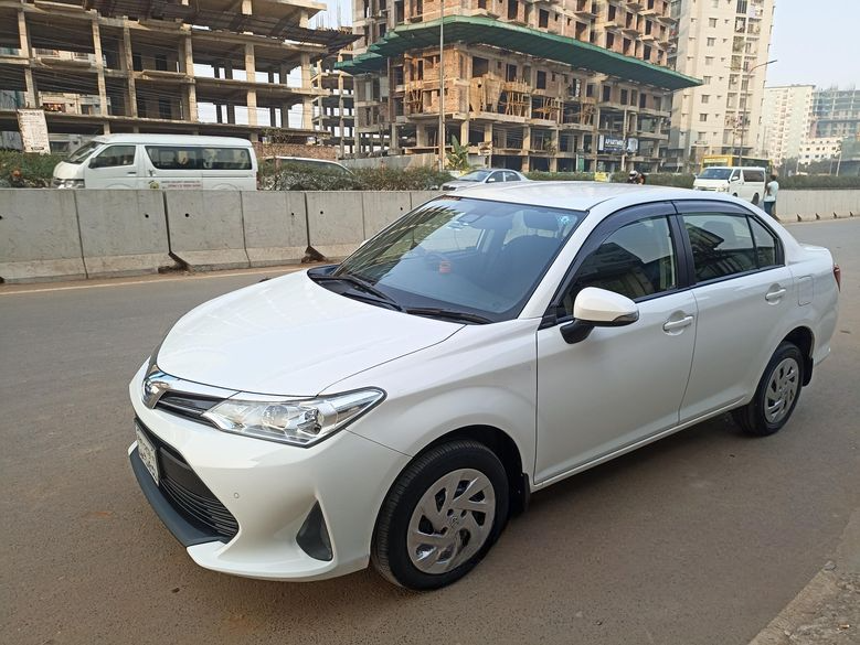 Toyota Axio X Hybrid New Shape 2018