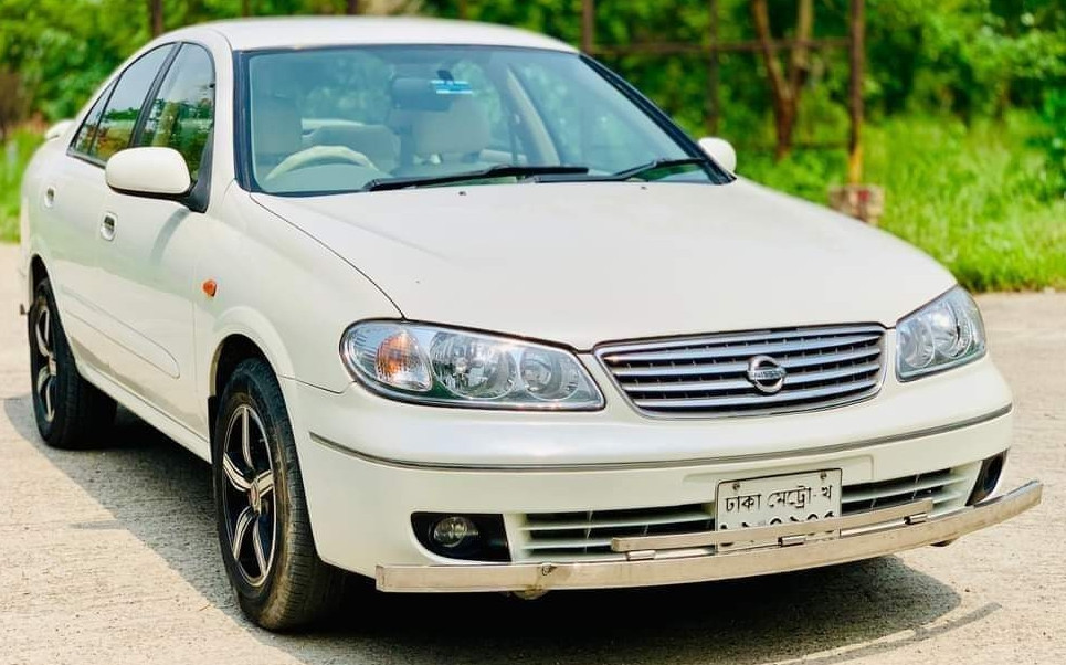 Nissan Sunny 2008