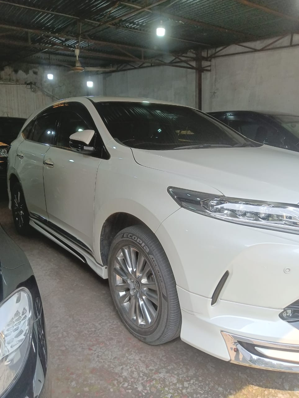 Toyota Harrier Advance Premium Package 2018