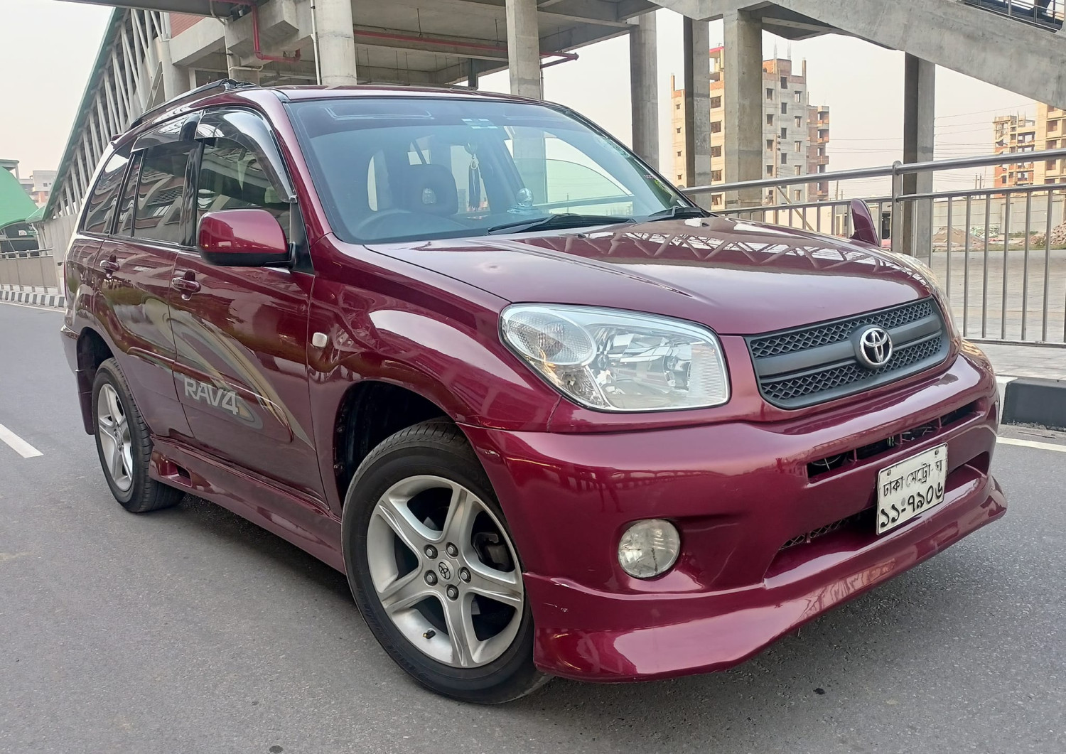 RAV4 With Sunroof 2004