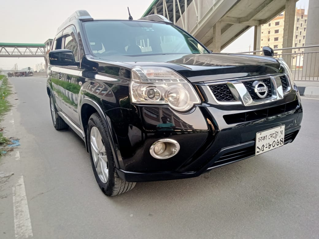 NISSAN X-TRAIL - 2012